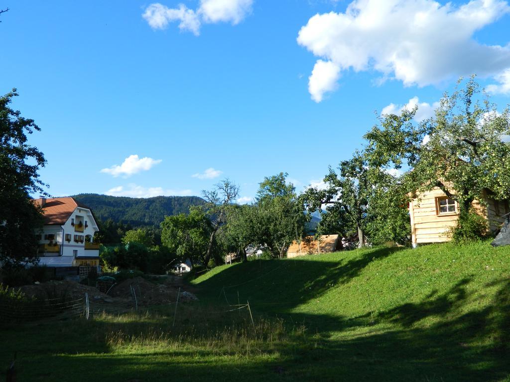 Вилла Glamping Organic Farm Slibar Тржич Экстерьер фото